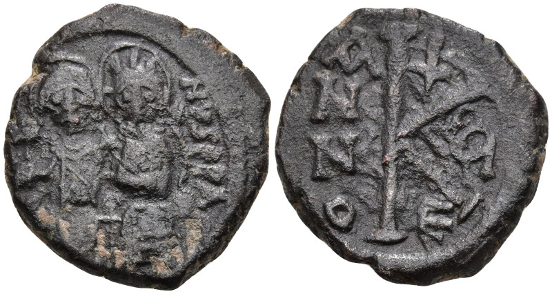 Byzantin
Justin II and Sophia (525-567 AD).
AE Bronze (29.04mm 6.38g)