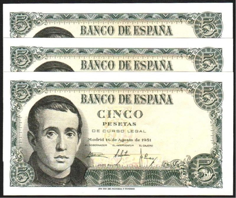 16 de agosto de 1951. 5 pesetas. Serie U. Trío correlativo. E459a. Leve pliegue ...