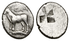 Greek Coins
Kalchedon, Bithynia, Hemidrachm (~350 BC)(1,7gr 11,70mm) Obverse: Bull standing left.Reverse: Quadratum Incusum.
