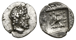 Greek Coins

(Lycia,OINOANDA)AR (0,6 gr - 11,50 mm) . Laureate head of Zeus to right, with sceptre behind his head. Rev. Eagle, with closed wings, s...
