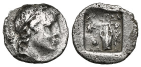 Greek Coins 
LYCIA. Lycian League. Kragos. 1/4 Drachm (Circa 48-27 BC).
Obv: Head of Artemis right, with bow and quiver over shoulder.
Rev
Quiver; fil...