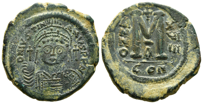 Byzantine
Justinian I AE 40 Nummi. Constantinople (20,5 gr - 33,10 mm)
Helmeted ...