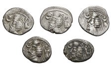 GRECIA ANTIGUA. PARTIA. Lote de 5 dracmas. BC+/MBC-.