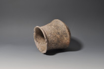 ARQUEOLOGÍA. PREHISTORIA. Edad del Bronce. Cultura argárica. Tulipa (2200-1550 a.C.). Cerámica. Altura 17 cm. Fragmentada, restaurada y con reconstruc...