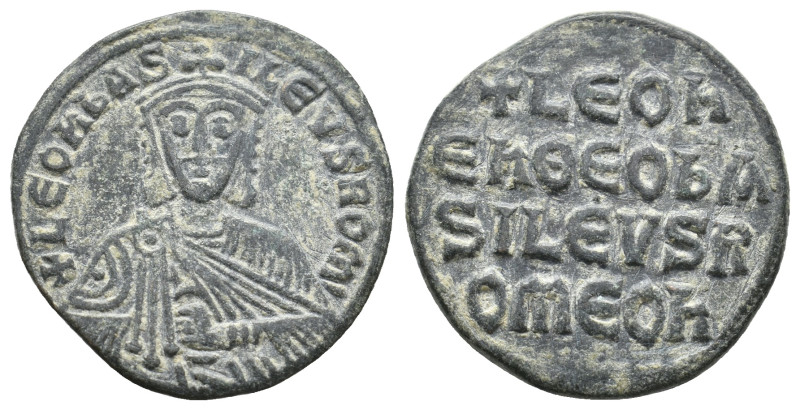 LEO VI THE WISE (886-912). Follis. Constantinople.
5.47 Gr. 24 mm.