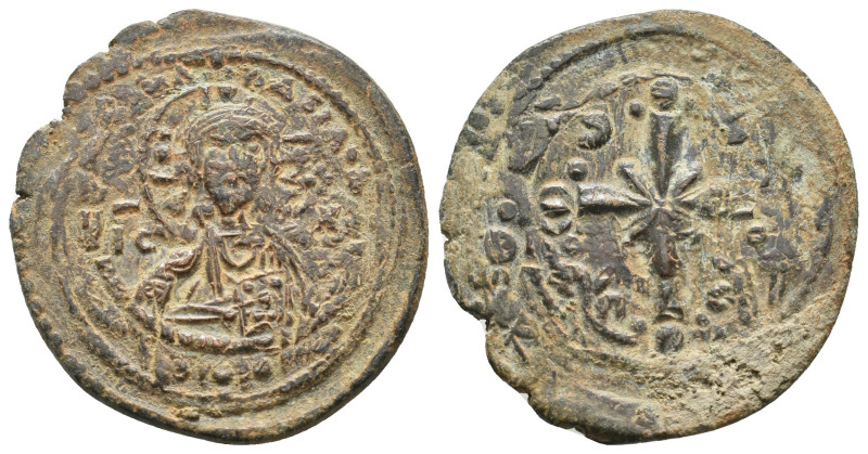 ANOYMOUS Follis. temp. Nicephorus III. 1078-1081. Ae.
5.95 Gr. 28 mm.