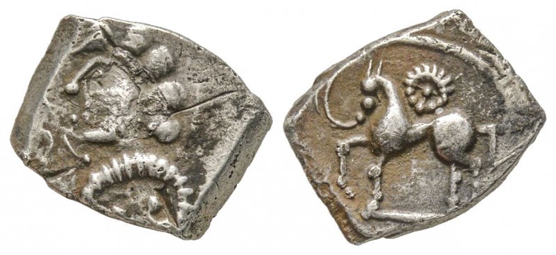 Rutènes, Drachme au cheval, Ier siècle avant J.-C., AG 2.07 g.
Avers : Tête sty...