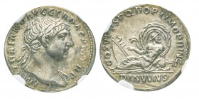 Traianus 98-117
Denarius, Rome, 103-111, AG 3.37 g.
Avers : IMP TRAIANO AVG GER DAC P M TR P Buste lauré à droite, draperie sur l’épaule /Revers : C...