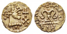 Mérovingiens, Sigebert III 639-656
Tremissis, Banassac, vers 639-645, AU 1.16 g.
Avers : Tête diadèmée à droite.
Revers : GAVALETANO Calice à deux ...
