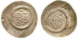 Lombards, Pertaritus 671-686
Demi silique, Pavia, AG 0.24 g.
Ref : MIR 797 (IIe version) (R3) Conservation : TTB/SUP. Très Rare