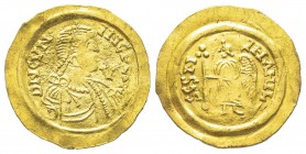 Lombards, Cunipertus 686-700
Tremissis, Ticinum-Pavia, 686-700, AU 1.34 g.
Avers : DN CVN INCP ERT E(Rx) Buste diadèmé à droite, dans le champ à dro...