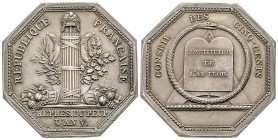 Directoire 1795-1799
Médaille octogonale en argent, Conseil des Cinq-Cents, AN V, AG 38.96 g. 41 mm par N. Gatteaux. 
Avers : REPUBLIQUE FRANCAISE L...
