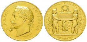 Second Empire 1852-1870
Médaille en or, Paris, 1867, Exposition Universelle Grand Prix, AU 281.78 g. 68 mm par Ponscarme Conservation : FDC (Lot extr...