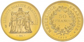 Cinquième République 1959 à nos jours Piéfort en or de 50 Francs Hercule, 1979, AU 102 g. 920‰
Ref : Taill 223.P2 
Conservation : PCGS SP68 Quantité...