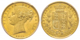 Victoria I 1837-1901
Sovereign, WW en relief, 1853, AU 7.98 g. 917‰ Ref : Marsh 36, Fr. 387e, Spink 3852c Conservation : PCGS MS62 ‘WW Raised’