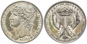 Napoli, Gioacchino Napoleone 1805-1815
Medaglia in argento, Parigi, 1809, AG 17.39 g.
Avers : GIOACCHINO NAPOL RE DELLE DUE SICIL 
Revers : ALLE LE...