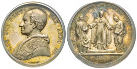 Leone XIII 1878-1903
Medaglia in argento, 1880, AN III, AG 35 g., 44 mm, Opus Bianchi
Avers : LEO XIII PONT MAX ANNO III
Revers : THOMAE AQVIN DOCT...