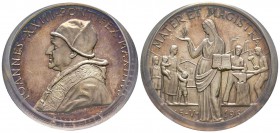 Giovanni XXIII 1958-1963 
Medaglia in argento, 1962, AN IV, AG 39 g., 44 mm, Opus Giampaoli Avers : IOANNES XXIII PONTIFEX MAXIMVS ANNO IV /Revers : ...