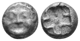Mysia, Parion. 5th century BC. AR Drachm Facing gorgoneion with protruding tongue / Linear pattern within incuse square. AR 3,16g.