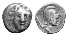 Pisidia, Selge. AR Obol, 3rd Century BC. Obv. Facing head of Gorgoneion. Rev. Helmeted head of Athena right, spearhead to left. AR 0,57g.