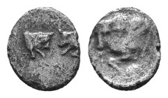 Caria, Uncertain. AR Hemiobol Circa 387-377 BC. Obv: Confronted foreparts of two bulls. Rev: Forepart of bull left. Klein 501. AR 0,29g.
