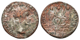 Augustus. 27 BC-AD 14. AR Denarius. Fourree. AR 3,01g.