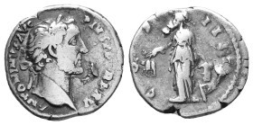 Antoninus Pius AD 138-161. Denarius. 3,17g.
