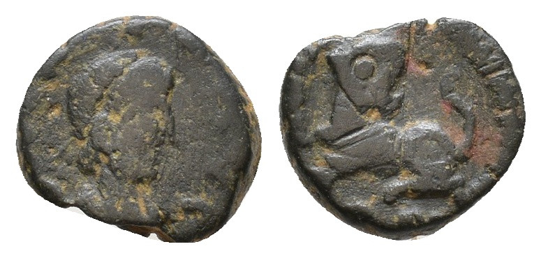 Leo I, 457-474 AD. Nummus. Constantinopolis. D N LEO P F AVG Pearl-diademed, dra...