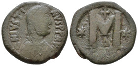 Justinian I. 527-565 AD. Follis. AE 16,69g.