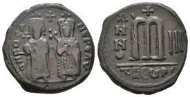 Phocas. 602-610 AD. Follis AE 10,37g.