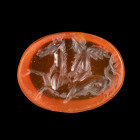 INTAILLE
Sur cornaline figurant un Éros sur hippocampe de profil v. la gauche. 
9 x 11 x 2 mm.
Art romain, Ier-IIe siècle.

A Roman carnelian int...
