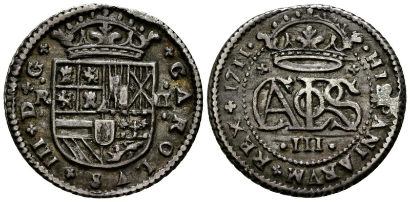 CARLOS III, el Pretendiente (1700-1714). 2 Reales. (Ar. 4,78g/27mm). 1711. Barce...