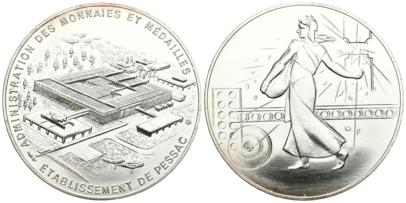 FRANCIA. Apertura de la ceca de Pessac. (Ar. 34,35g/41mm). 1973. Monnaie de Parí...