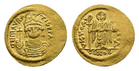 Maurice Tiberius, 582-602. Solidus (Gold, 21.64 mm, 4.34 g). Constantinopolis, 583-602. δN mAVRC TIb PP A[VG] Draped and cuirassed bust of Maurice fac...