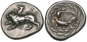 Sikyonia, Sikyon, stater, c. 431-400 BC, Chimaera walking left, no ground line; ΣΕ below, rev., dove flying left within wreath; above tail, small lett...