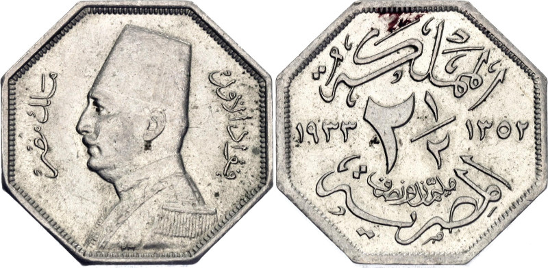 Egypt 2-1/2 Milliemes 1933 AH 1352

KM# 356, N# 10267; Copper-Nickel; Ahmed Fu...