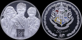 FRANCE: 50 Euro (2021) in silver (0,999) commemorating Harry Potter. Coat of arms of the Hogwarts School of Witchcraft and Wizardry and the animals of...