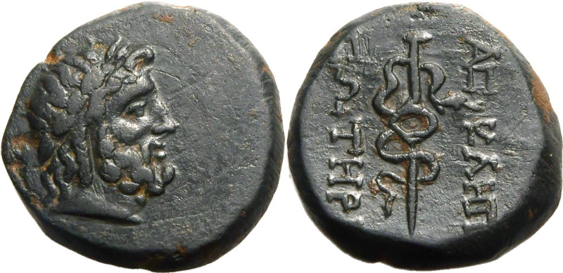 ANCIENT GREECE. PERGAMON, MYSIA. 
Bronze ae18, circa 200-130 BC. 
Obv: laureat...