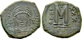 JUSTINIAN I (527-565). Follis. Constantinople. Dated RY 30 (556/7).