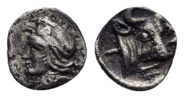 MYSIA. Cyzikos. (Circa 410-400 BC). Hemiobol.

Obv : Head of Attis left, wearing Phrygian cap.

Rev : KYZI.
Head of bull facing slightly right.
Klein ...