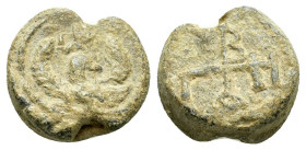 BYZANTINE LEAD SEAL.(Circa 7th-11th Century).Pb.

Condition : Good very fine.

Weight : 13.4 gr
Diameter : 20 mm
