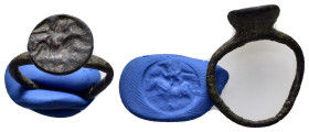 ANCIENT ROMAN BRONZE RING.(3rd–4th centuries).Ae.

Condition : Good very fine.

Weight : gr
Diameter : 24 mm