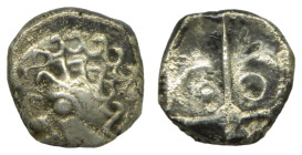 Galia (Francia). Volques Tectosages (Región de Toulouse). Dracma de tipo negroide. Siglos II-I a.C. 3,21 gr.
BC