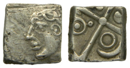 Galia (Francia). Sotiates (Nouvelle-Aquitaine). Dracma. Siglos II-I a.C. 2,60 gr
MBC