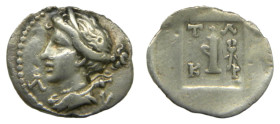 Licia (Turquia) .1/4 Dracma. 168-81 a.C. KRAGOS. TLOS. LICIA. Anv.: Cabeza de Artemisa a izquierda, a los lados ¶- Y. Rev.: T - ¶/ K - P, alrededor de...