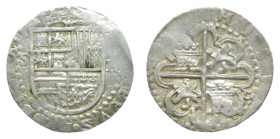 Felipe II (1556-1598). 2 reales. Sevilla. (AC400). Ar. 6,13 gr. Flor de lis entre el escudo y la corona. Ensayador "d cuadrada" en reverso.
MBC