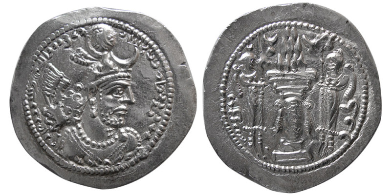 SASANIAN KINGS, Yazdgird I, 399-420 AD. AR Drachm (4.18 gm; 30 mm). Standard iss...