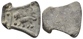 Applique with walking lion. 21mm, 3.84 gr.