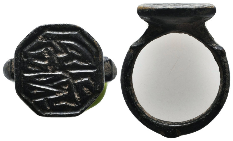 Islamic Rings 10th - 13th Centuries. 
Reference:

Condition: Very Fine

Wei...