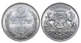 Latvia, Janis Chakste (1922 - 1927). 2 Lats 1926 year, Silver, 10 g, KM#8

Estimate: 15-20 EUR